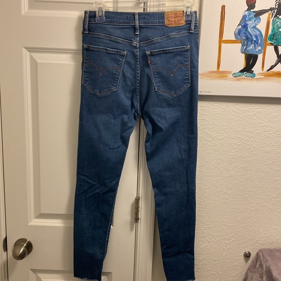Super Skinny 720 High Rise Distressed Levi Jeans Size 29 - Picture 3 of 6